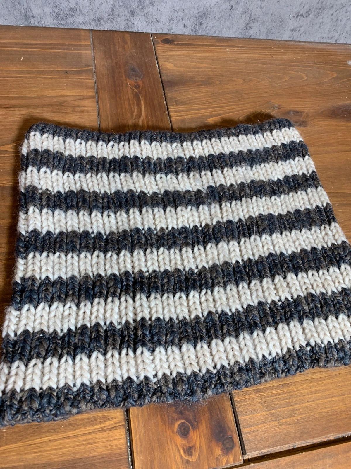 Braga de Cuello de Punto Gris | Grey Knit Neck Warmer – El Corte Inglés 2
