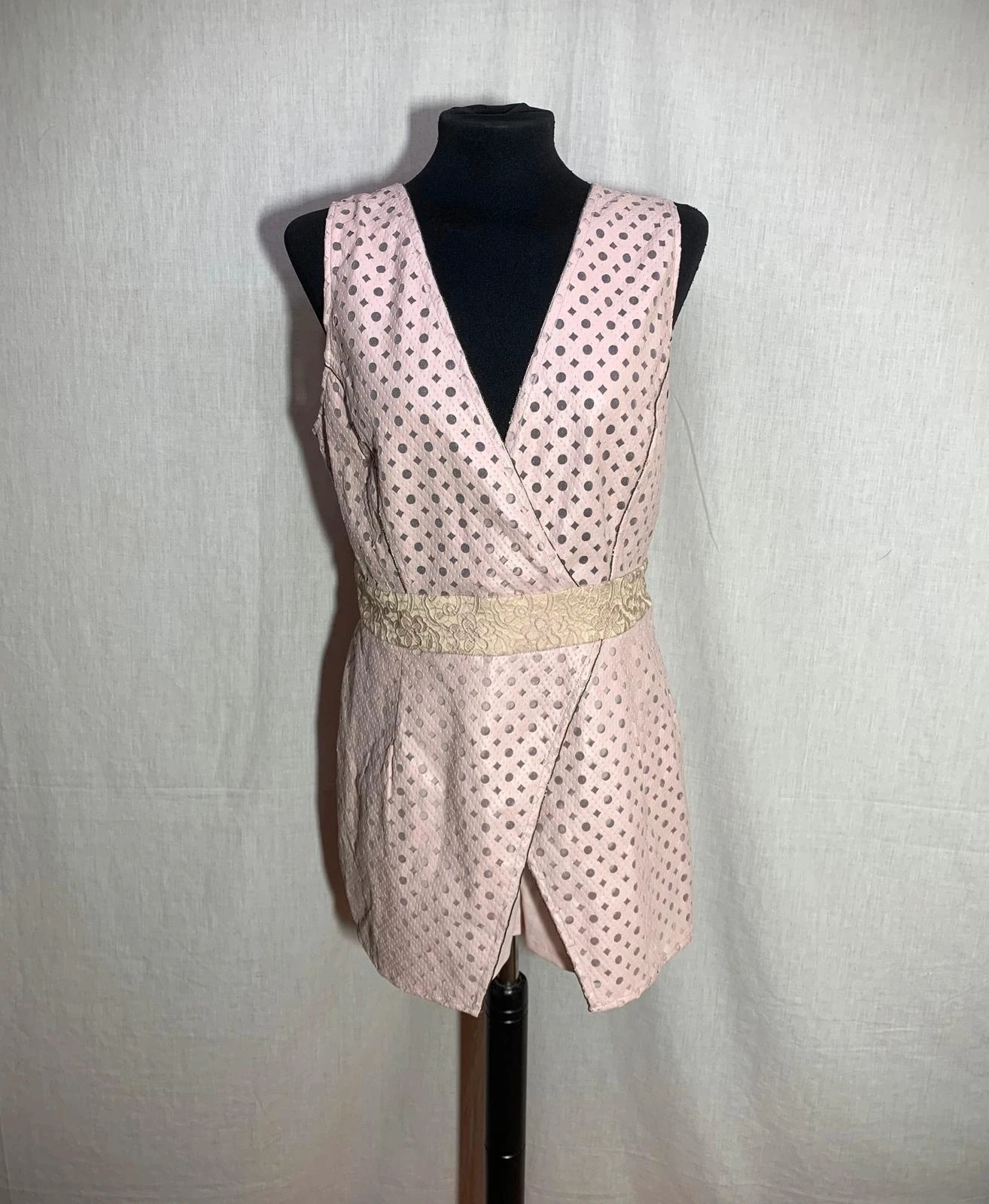 Mono corto de fiesta con espalda descubierta rosa | Pink Backless Party Romper | El armario de Lulú – el Armario de Lulú – taille XL / 42 / 14