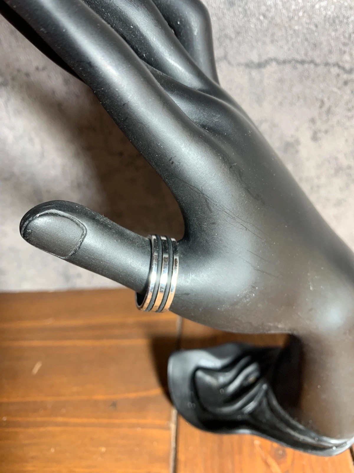 Anillo Plateado Diseño Triple Banda | Silver Triple Band Ring – taille 15,7 mm 2