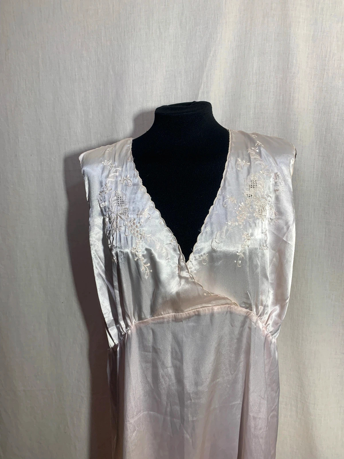 Camisón Largo Satinado Beige | Satin Nightgown – taille XL / 42 / 14 4
