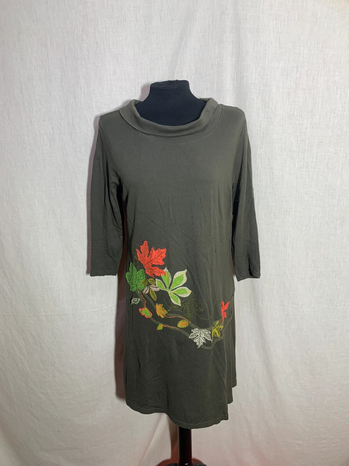 Vestido Verde Estampado Floral Mamatoyae Manga 3/4 | Green Floral Dress