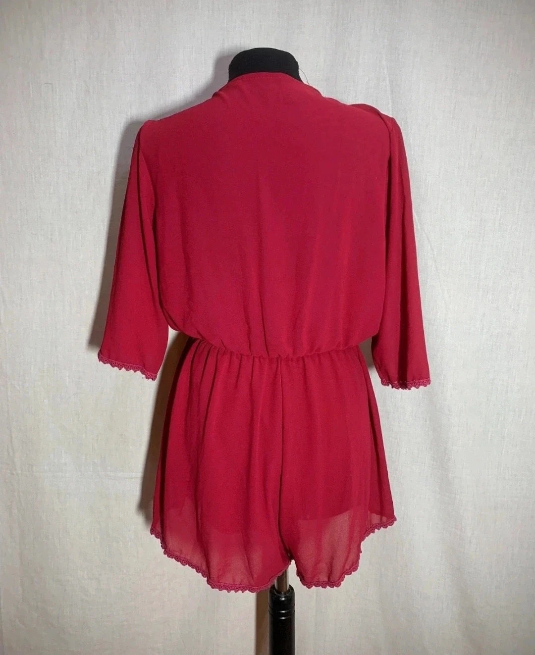 Mono corto entrelazado rojo | Red Short Wrap Jumpsuit – taille L / 40 / 12 2