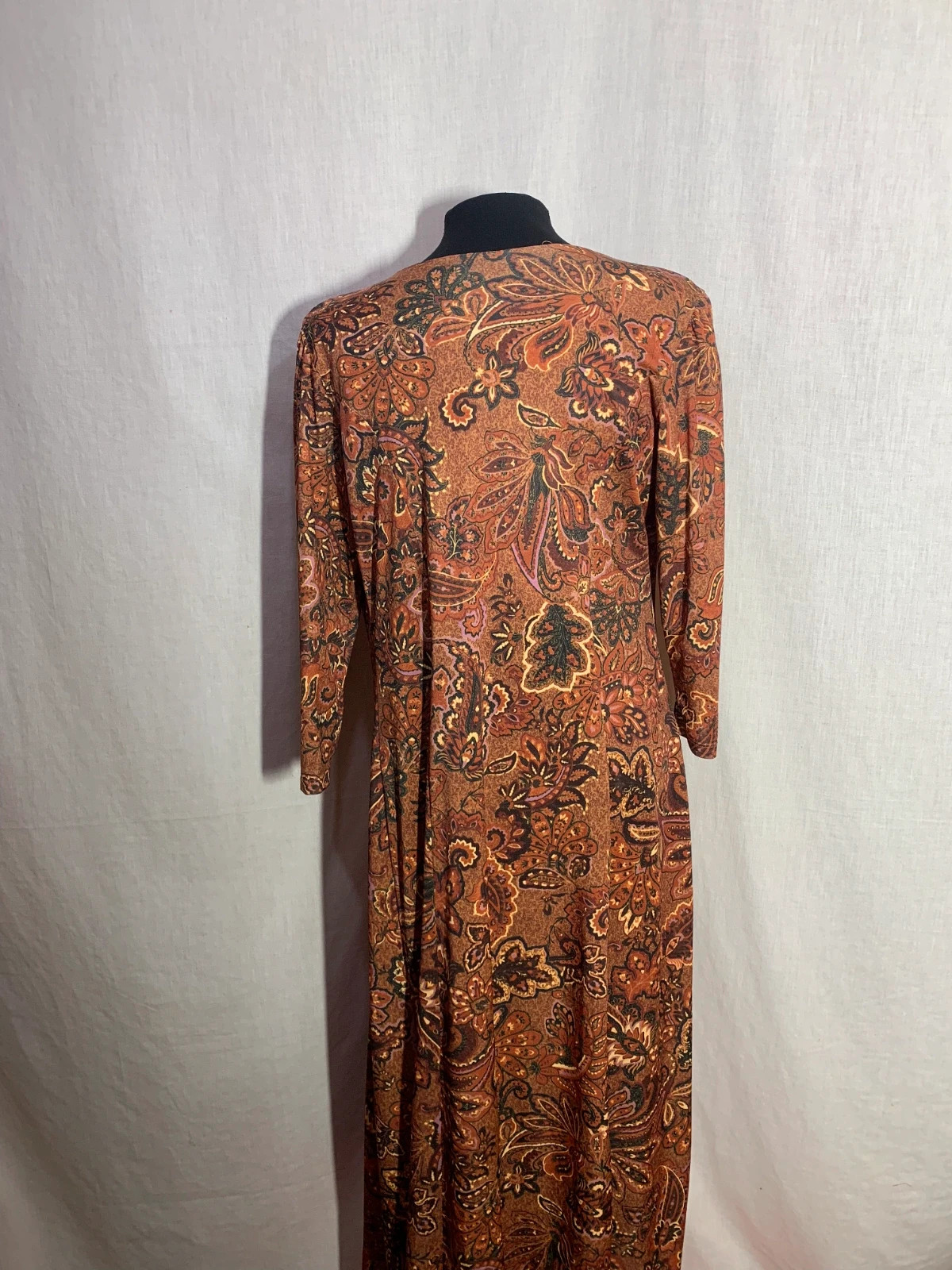 Vestido Largo Cruzado Estampado Paisley Marrón con Manga 3/4 | Paisley Wrap Dress | Sfera – Sfera – taille L / 40 / 12 2