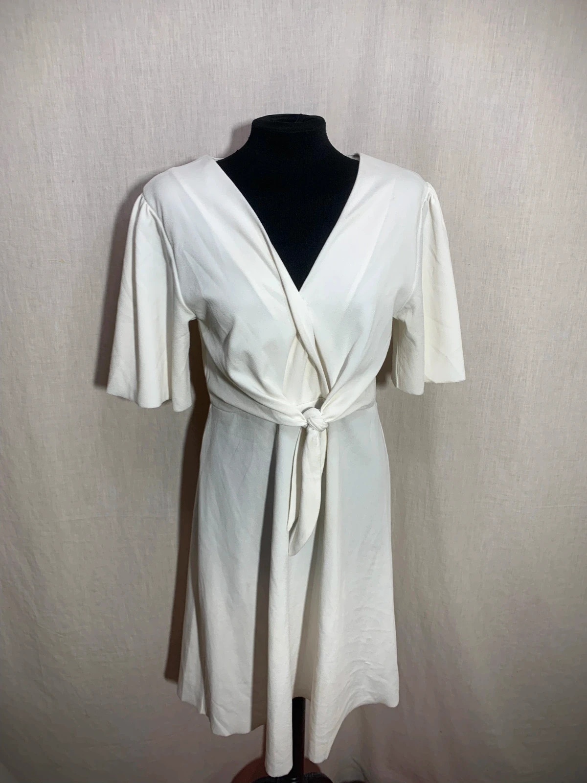 Vestido Blanco Cruzado | White Wrap Dress | Formula Joven – Fórmula Joven – taille L / 40 / 12