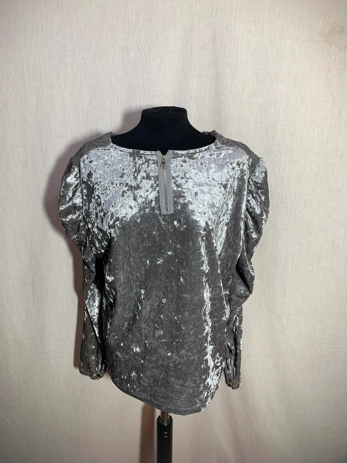 Blusa de Terciopelo Gris | Grey Velvet Blouse | Local – taille M / 38 / 10 2