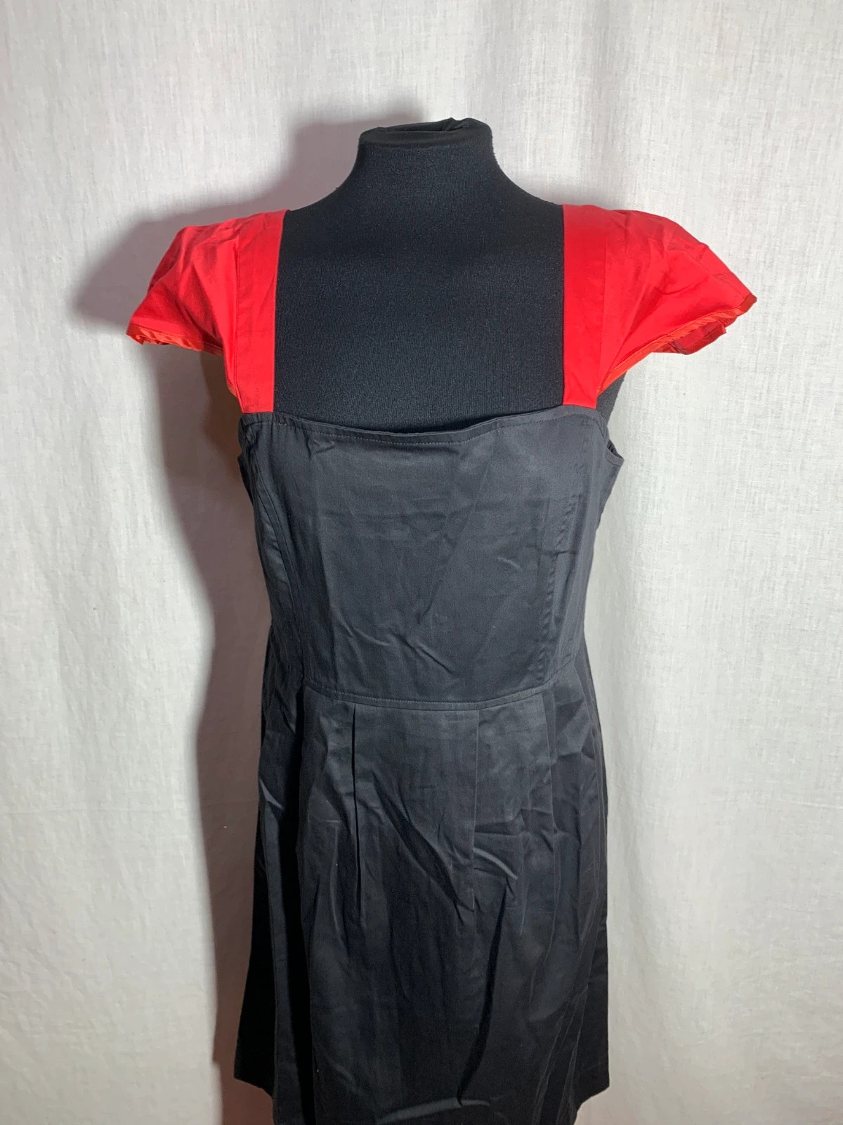 Vestido Negro con Tirantes Rojos | Black Dress with Red Straps | Almatrichi – Almatrichi – taille L / 40 / 12 3