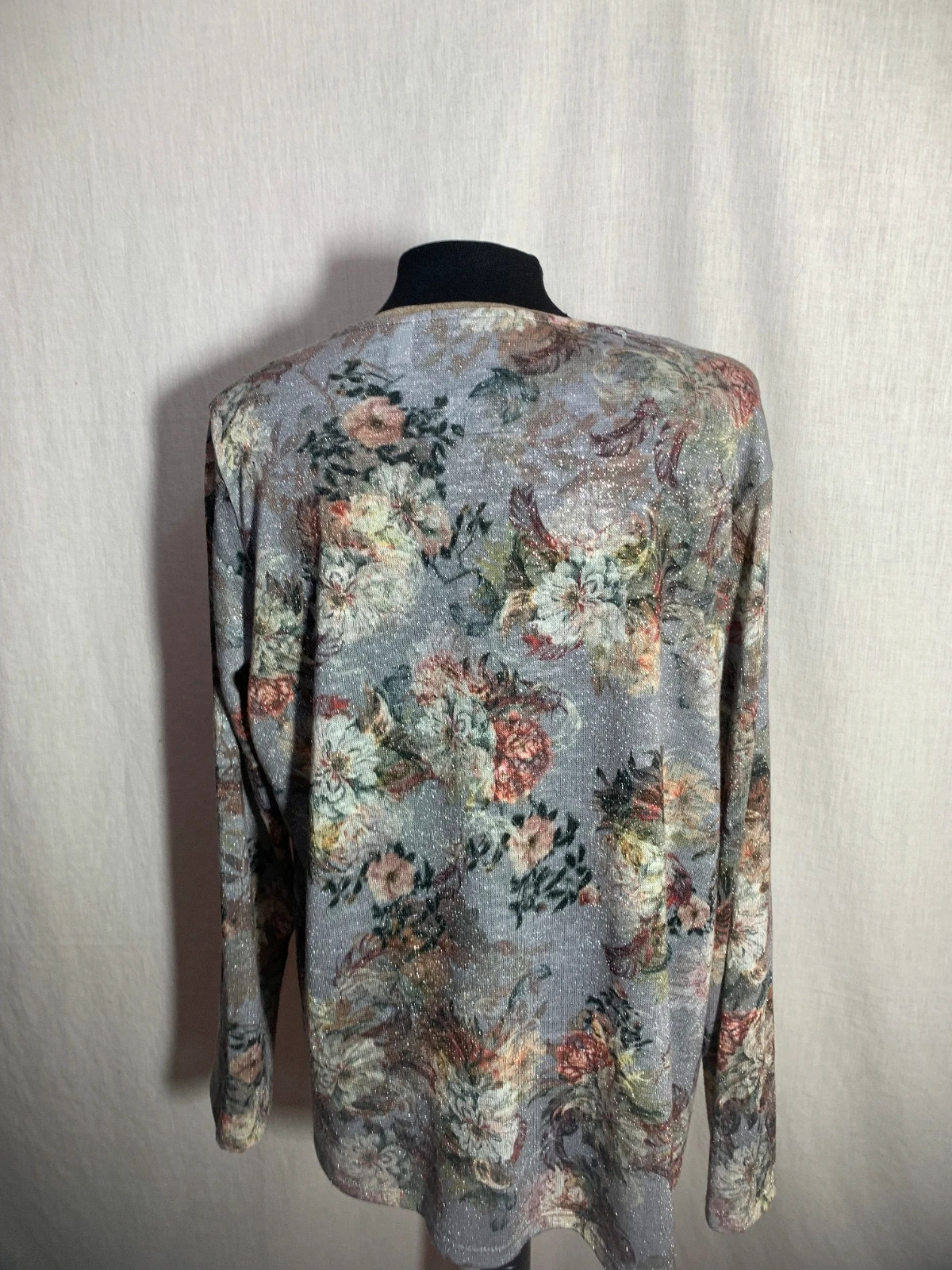 Camiseta Floral con Brillo | Floral Glitter T-Shirt | Punto Roma – Punto Roma – taille L / 40 / 12 3