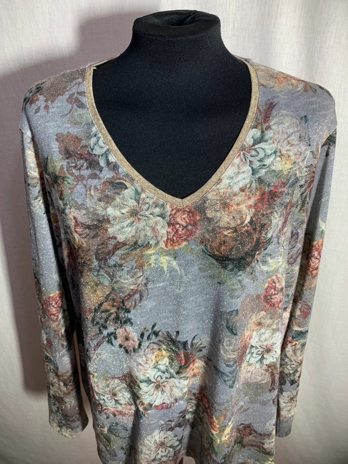 Camiseta Floral con Brillo | Floral Glitter T-Shirt | Punto Roma – Punto Roma – taille L / 40 / 12 4