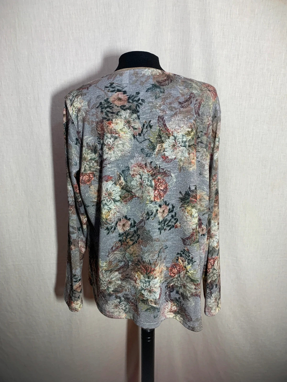 Camiseta Floral con Brillo | Floral Glitter T-Shirt | Punto Roma – Punto Roma – taille L / 40 / 12 2