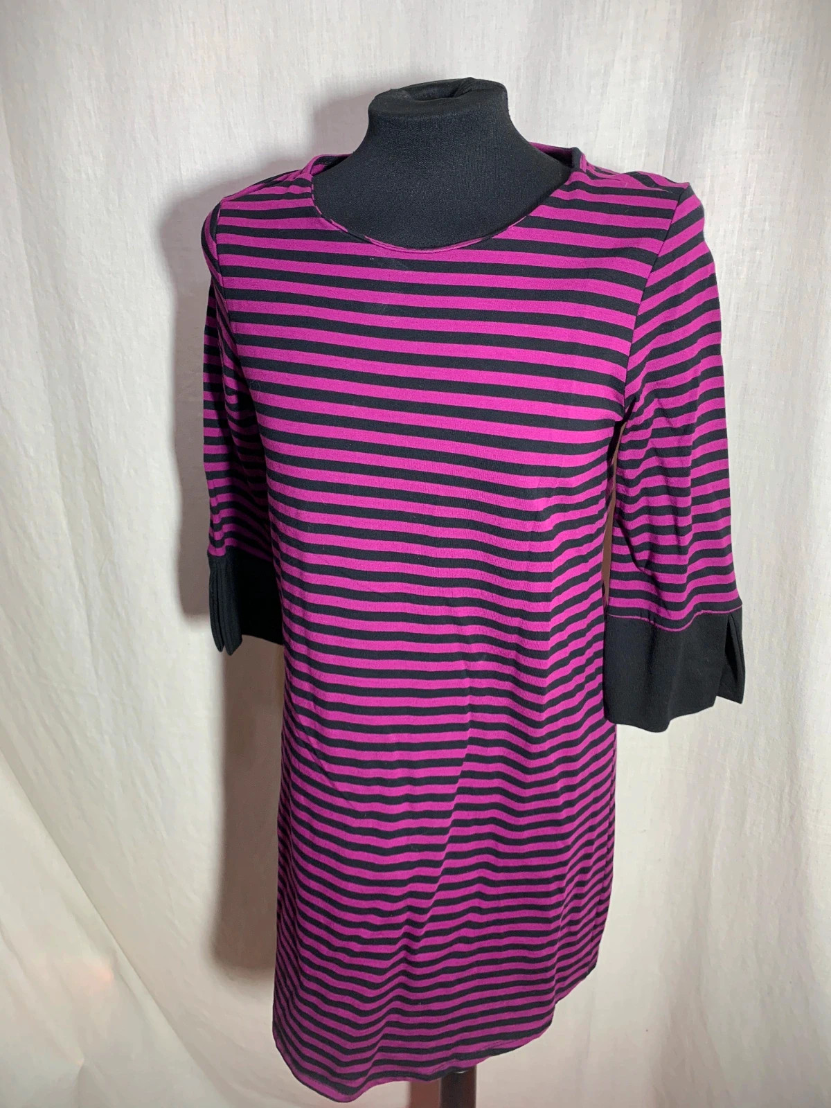 Vestido Rayas Fucsia y Negro con Manga 3/4 | Pink & Black Striped Dress – taille XL / 42 / 14 4