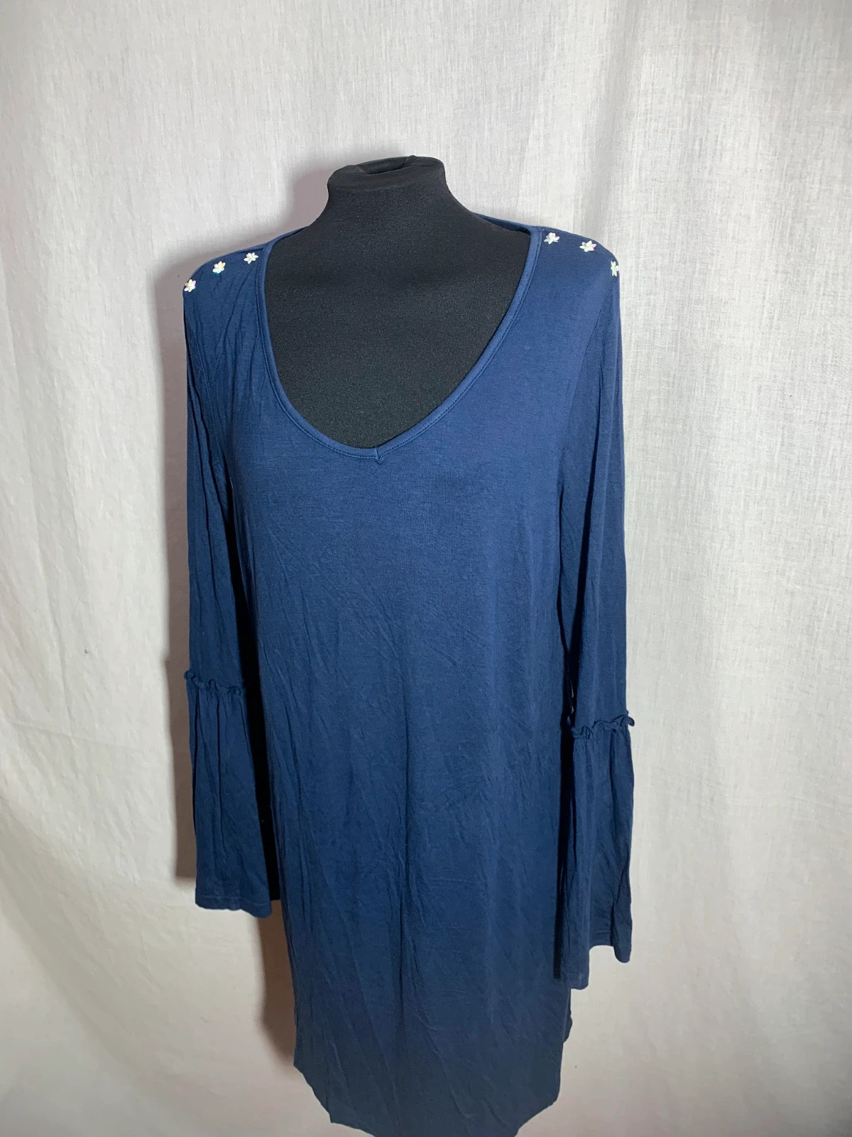 Vestido Azul Marino de con Detalle Floral en Hombros | Navy Blue Long Sleeve Dress | Riverside – Riverside – taille XXXL / 46 / 18 3
