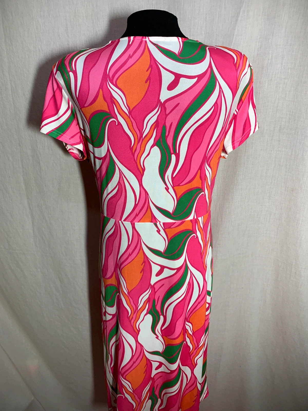 Vestido Estampado Multicolor con Escote Cruzado y Manga Corta | Multicolor Printed Dress | FRK – FRK – taille 5XL / 50 / 22 4