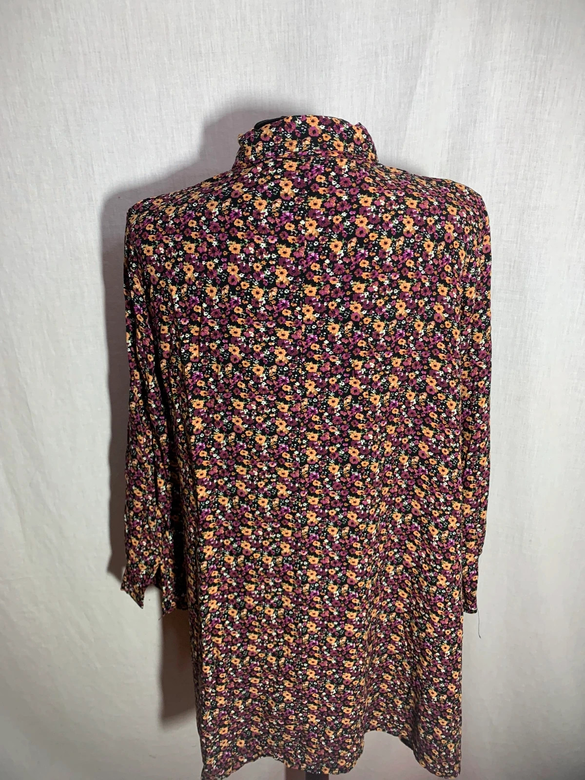 Vestido Camisero Floral de Manga Larga | Floral Shirt Dress | Local – taille M / 38 / 10 4