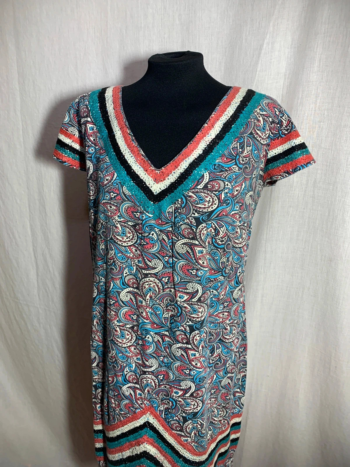 Vestido Estampado Paisley con Escote en Pico y Manga Corta | Printed Paisley Dress | Almatrichi – Almatrichi – taille L / 40 / 12 4