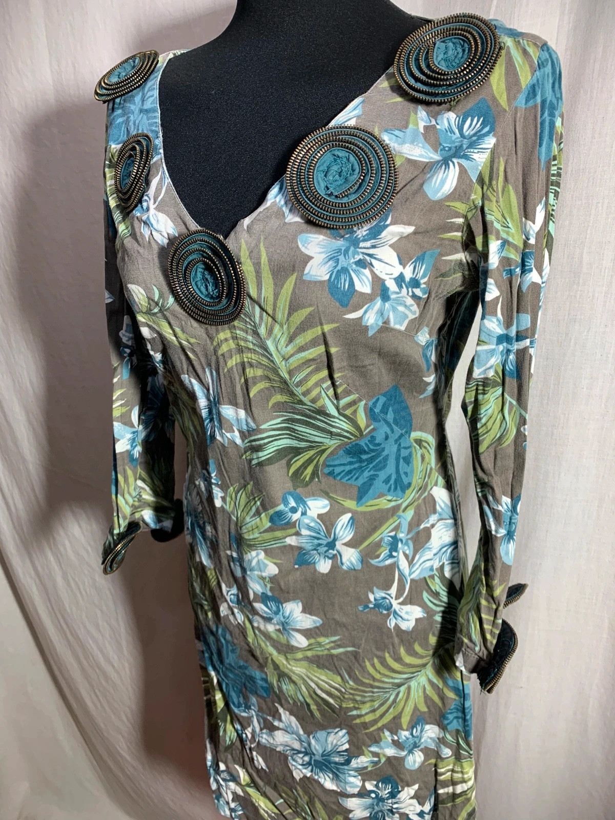 Vestido Estampado Floral con Escote en Pico | Floral Print V-Neck Dress | Almatrichi – Almatrichi – taille M / 38 / 10 5