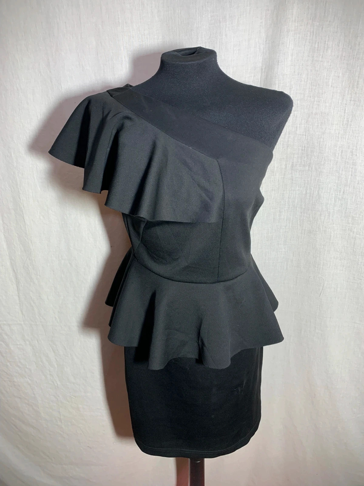 Blusa Negra Asimétrica con Volante y Peplum | Black Asymmetric Ruffled Blouse | SuiteBlanco – SuiteBlanco – taille L / 40 / 12 3