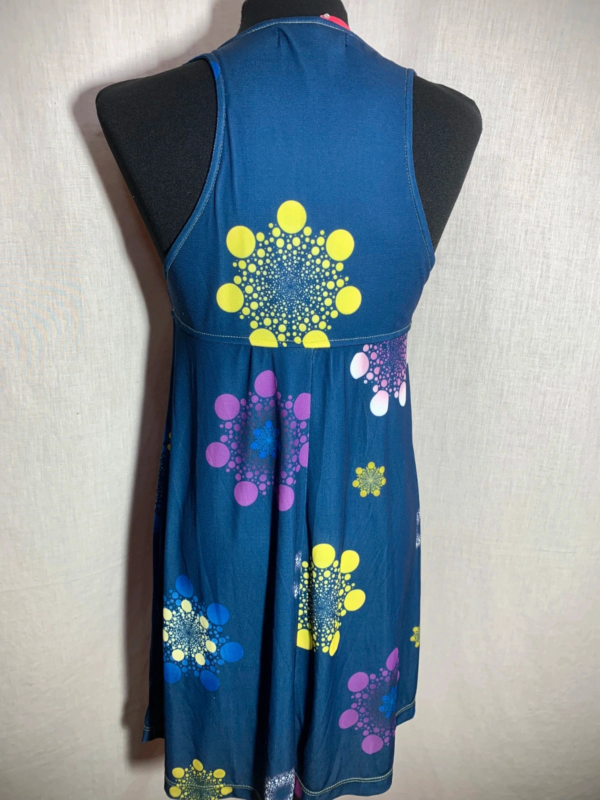 Vestido Azul Sin Mangas con Estampado Multicolor | Blue Sleeveless Printed Dress | Matilda – Matilda – taille L / 40 / 12 4