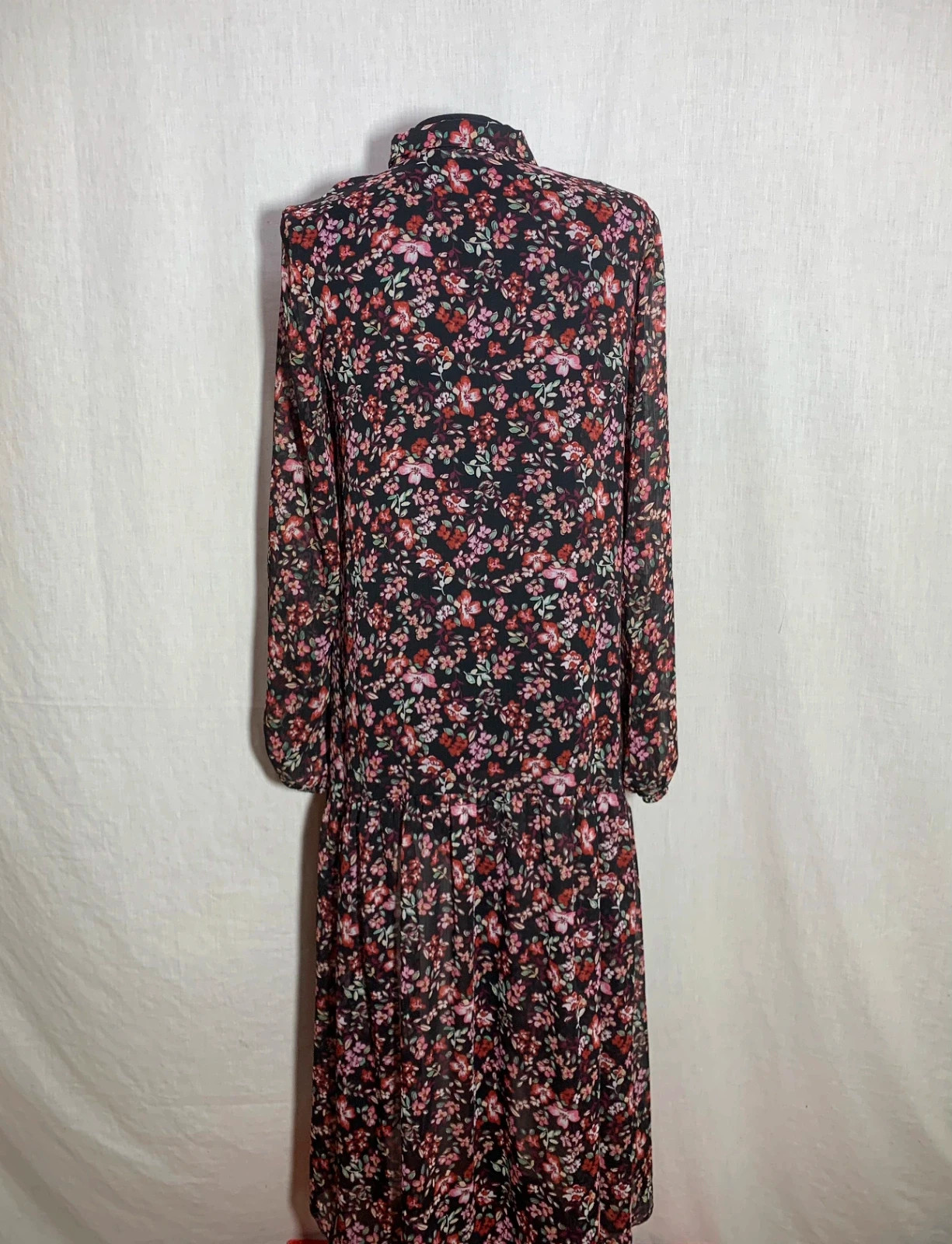 Vestido Largo Floral con Manga Larga y Bajo Asimétrico | Long Floral Dress | Stradivarius – Stradivarius – taille M / 38 / 10 2