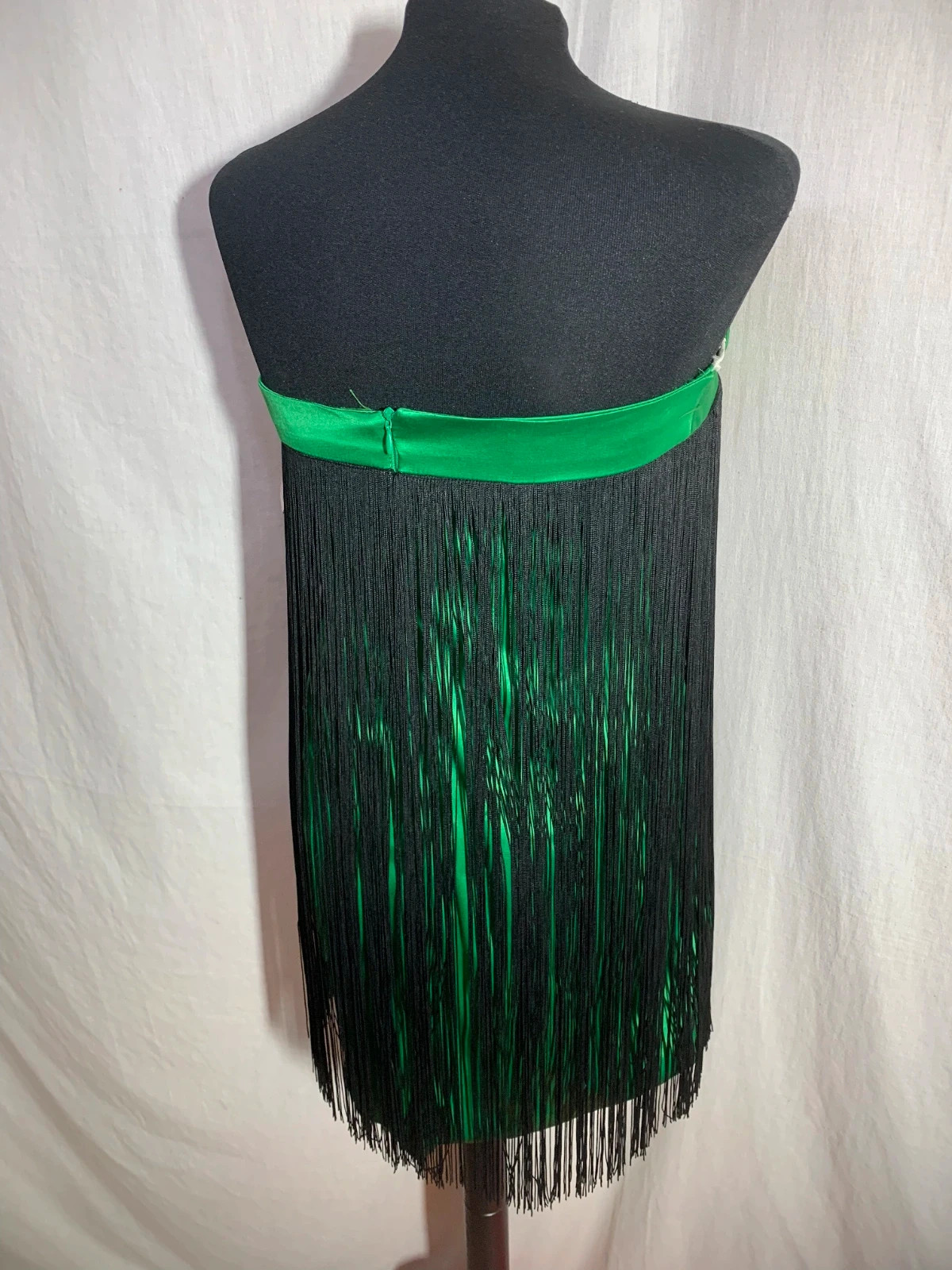 Vestido Verde y Negro con Flecos Sin Mangas | Green & Black Fringe Dress | Savuka – Savuka – taille L / 40 / 12 4