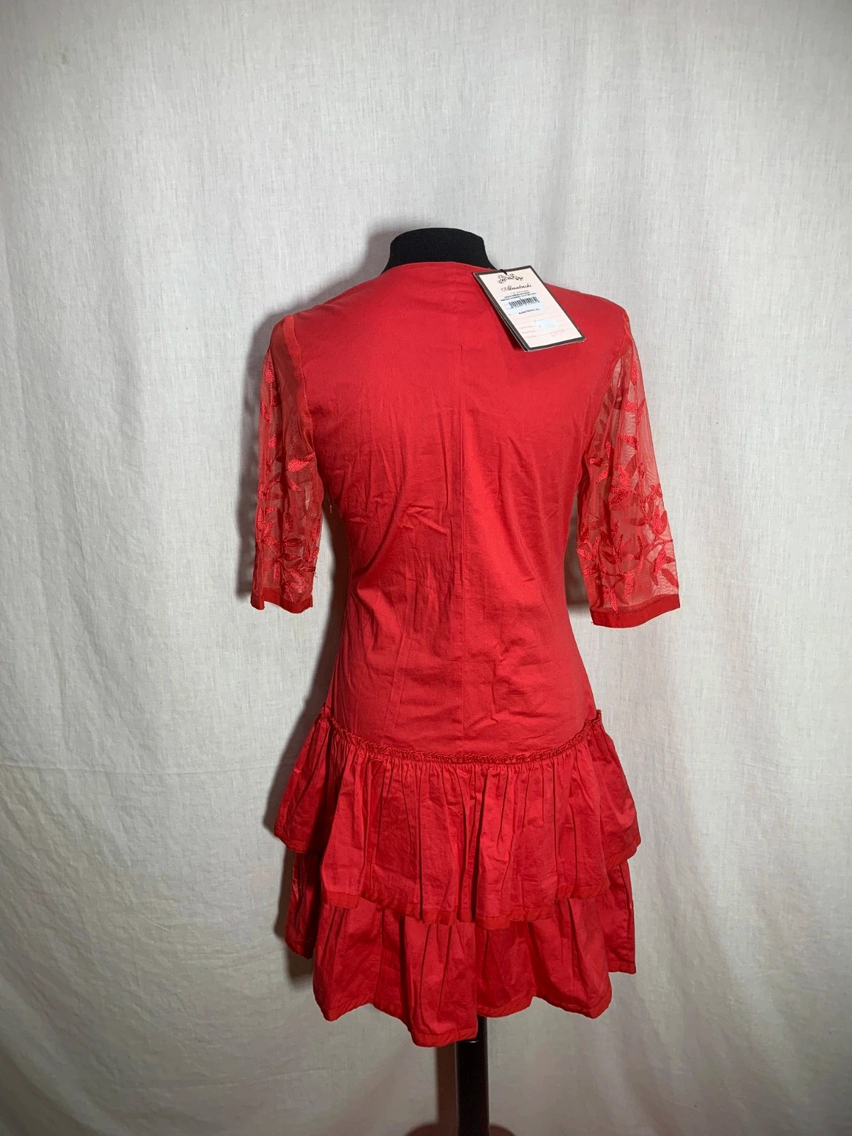 Vestido Corto Rojo con Volantes y Escote en Pico | Short Red Dress with Ruffles – Almatrichi – Almatrichi – taille M / 38 / 10 2