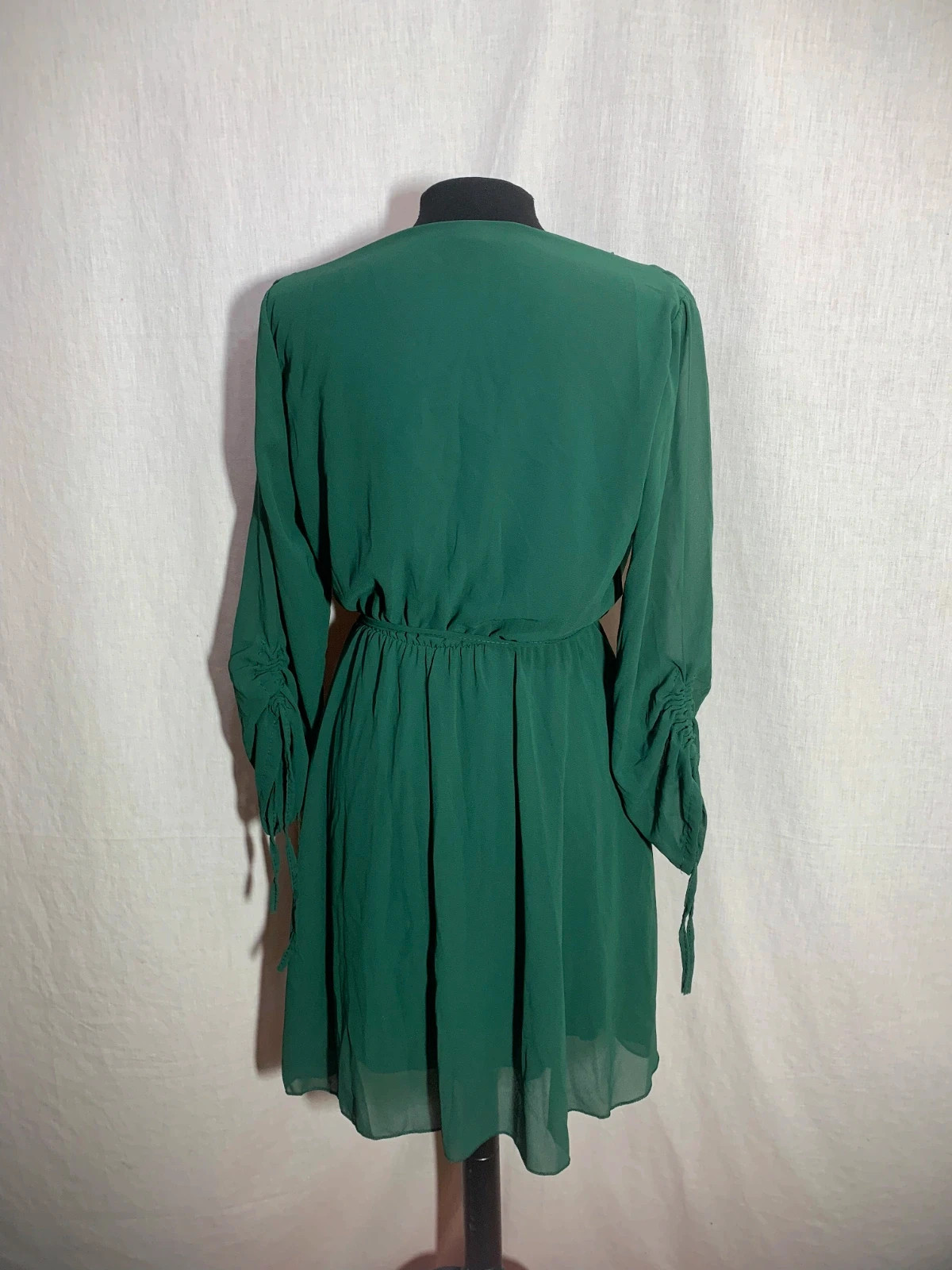 Vestido Cruzado Verde con Manga Larga y Cintura Ajustable | Green Short Dress | Italian Fashion – Italian Fashion – taille L / 40 / 12 2