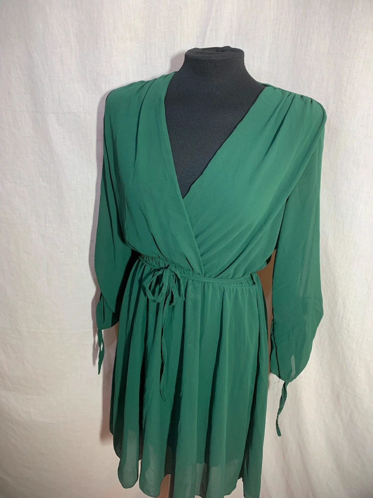 Vestido Cruzado Verde con Manga Larga y Cintura Ajustable | Green Short Dress | Italian Fashion – Italian Fashion – taille L / 40 / 12 5