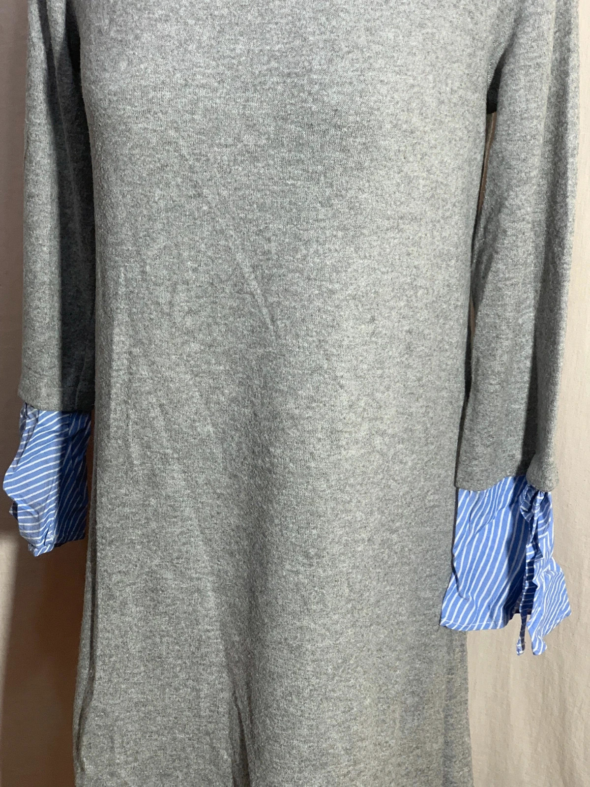 Vestido Gris de Punto con Manga Larga y Puño a Rayas | Grey Knit Dress with Striped Cuffs – Springfield – taille M / 38 / 10 5