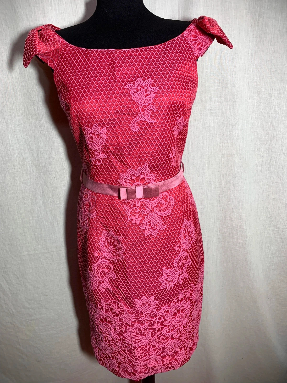 Vestido Rosa Bordado con Cinturón | Pink Embroidered Dress with Belt | el armario de la lulú – el Armario de Lulú – taille M / 38 / 10 3