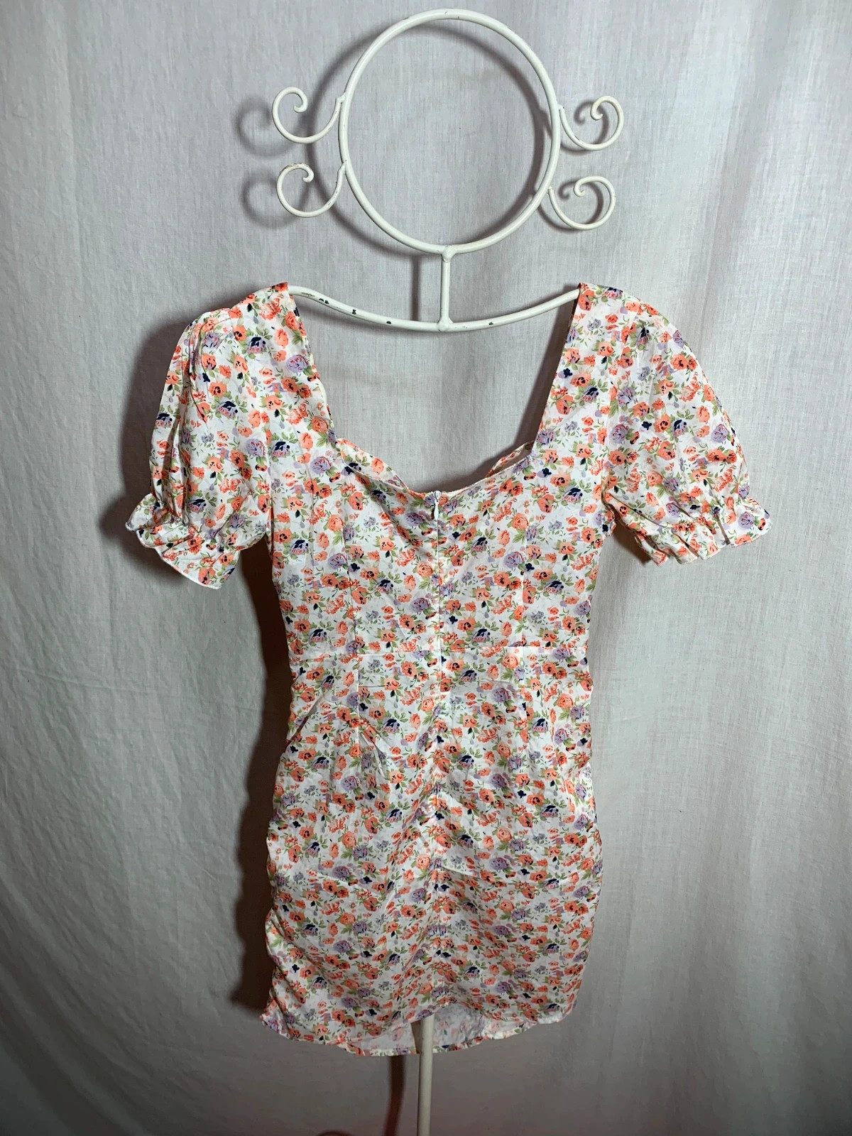 Vestido Floral Fruncido con Mangas Abullonadas | Floral Ruched Puff Sleeve Dress | SBetro – SBetro – taille S / 36 / 8 2