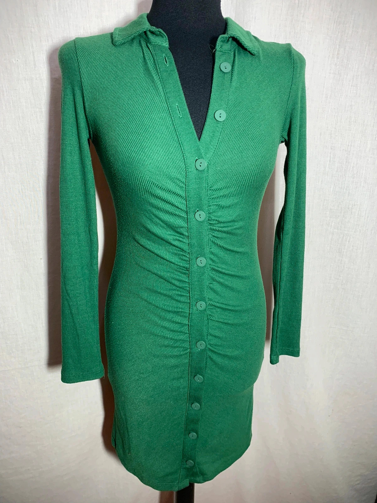 Vestido Camisero Fruncido Verde | Green Ruched Shirt Dress | Stradivarius – Stradivarius – taille S / 36 / 8 3