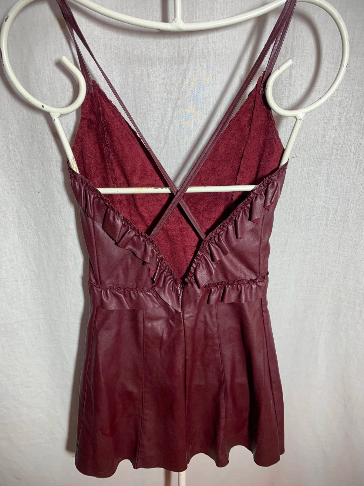 Blusa de Tirantes en Piel Sintética | Faux Leather Sleeveless Blouse | Bershka – Bershka – taille XS / 34 / 6 4