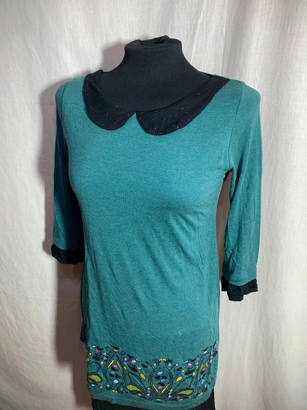 Vestido Verde Azulado con Cuello Peter Pan | Teal Dress with Black Peter Pan Collar | Mamatoyae – Mamatayoe – taille S / 36 / 8 3