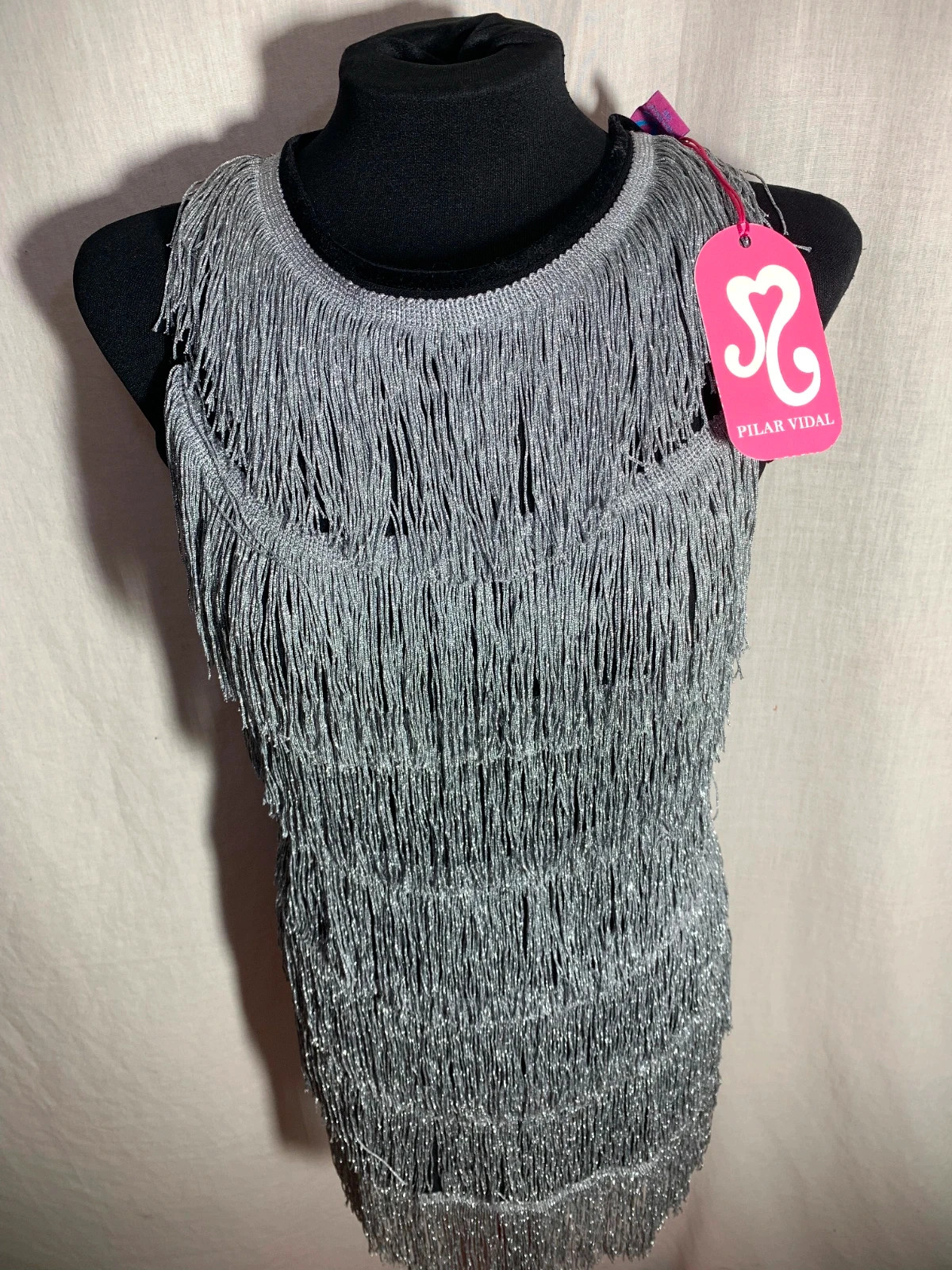 Vestido Negro con Flecos Plateados | Black Dress with Silver Fringe | Pilar Vidal – taille S / 36 / 8 5