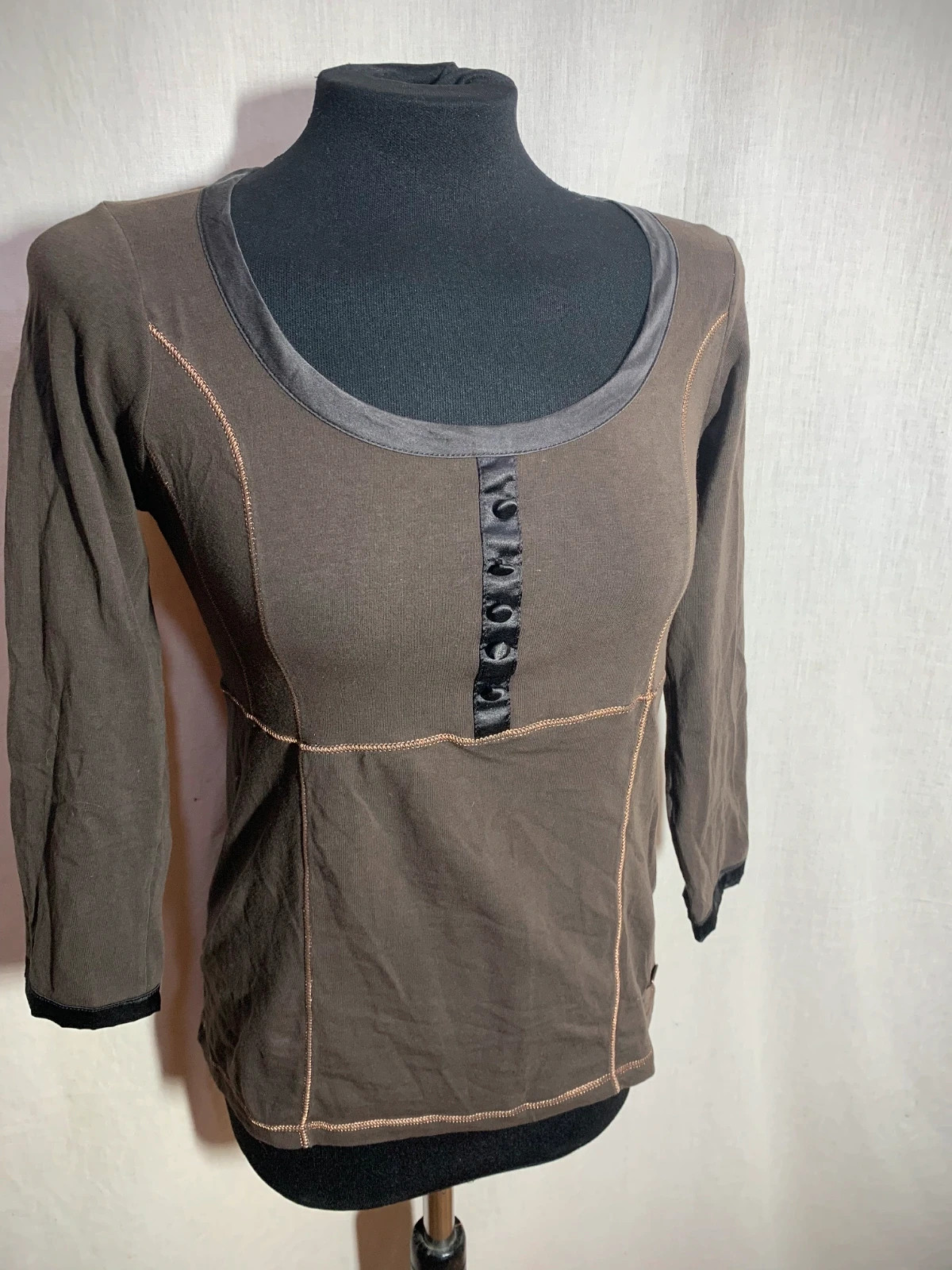 Camiseta de Manga Larga Marrón | Brown Long-Sleeve T-Shirt | Caramelo – Caramelo – taille M / 38 / 10 3