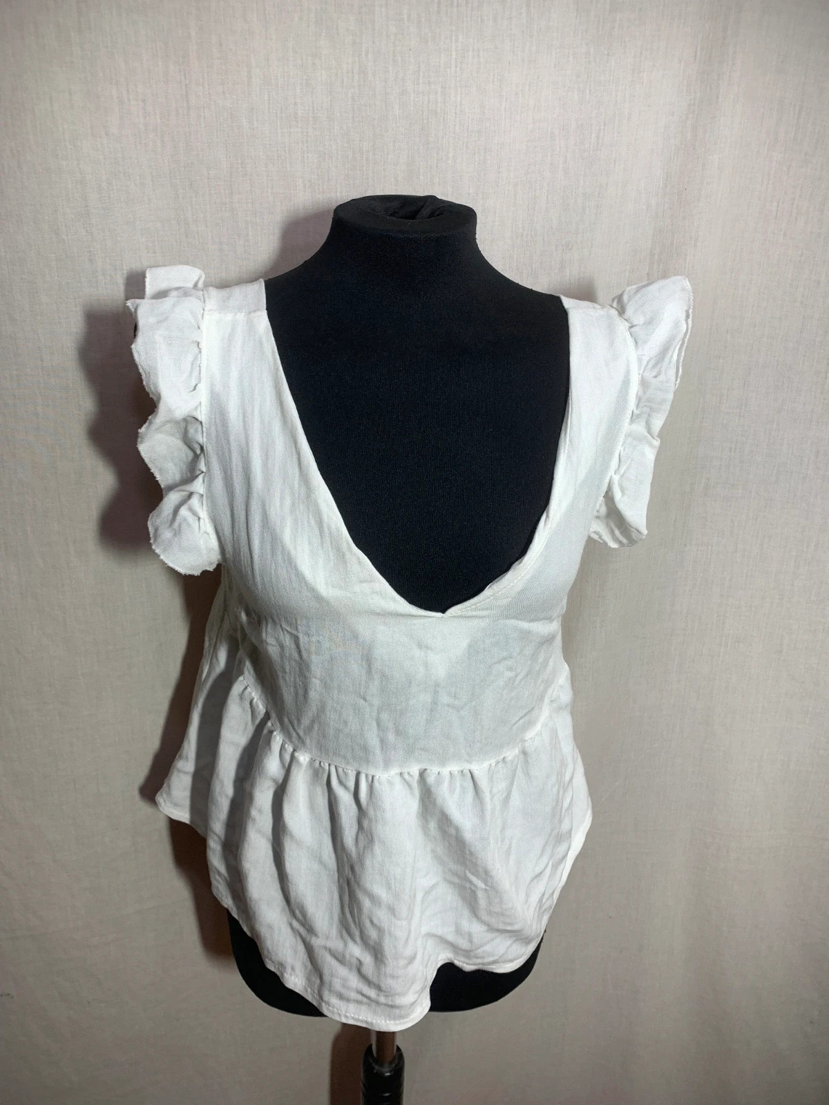 Blusa Blanca con Volantes y Cuello en V – Sophie ATELIER – taille XL / 42 / 14 5