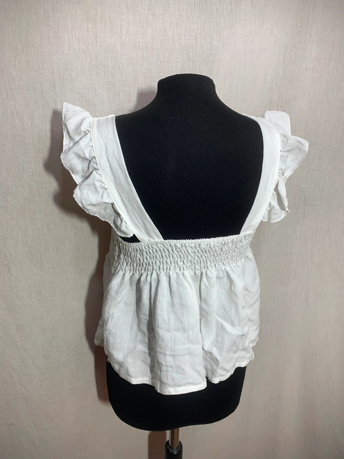 Blusa Blanca con Volantes y Cuello en V – Sophie ATELIER – taille XL / 42 / 14 3