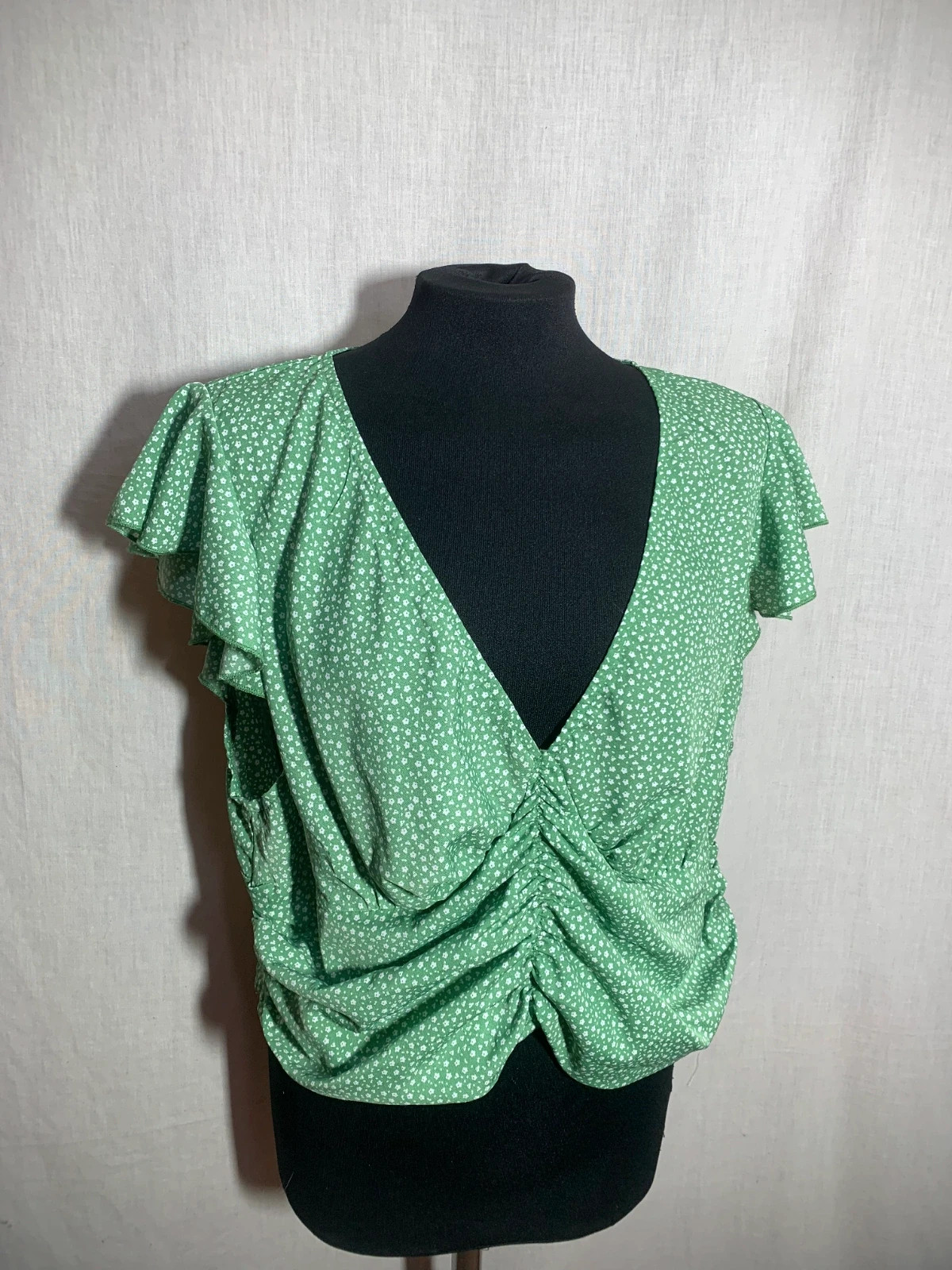 Blusa Crop Top Verde con Detalle Fruncido | Green Crop Top Blouse with Ruched Detail – Shein Curve – taille XXL / 44 / 16 3