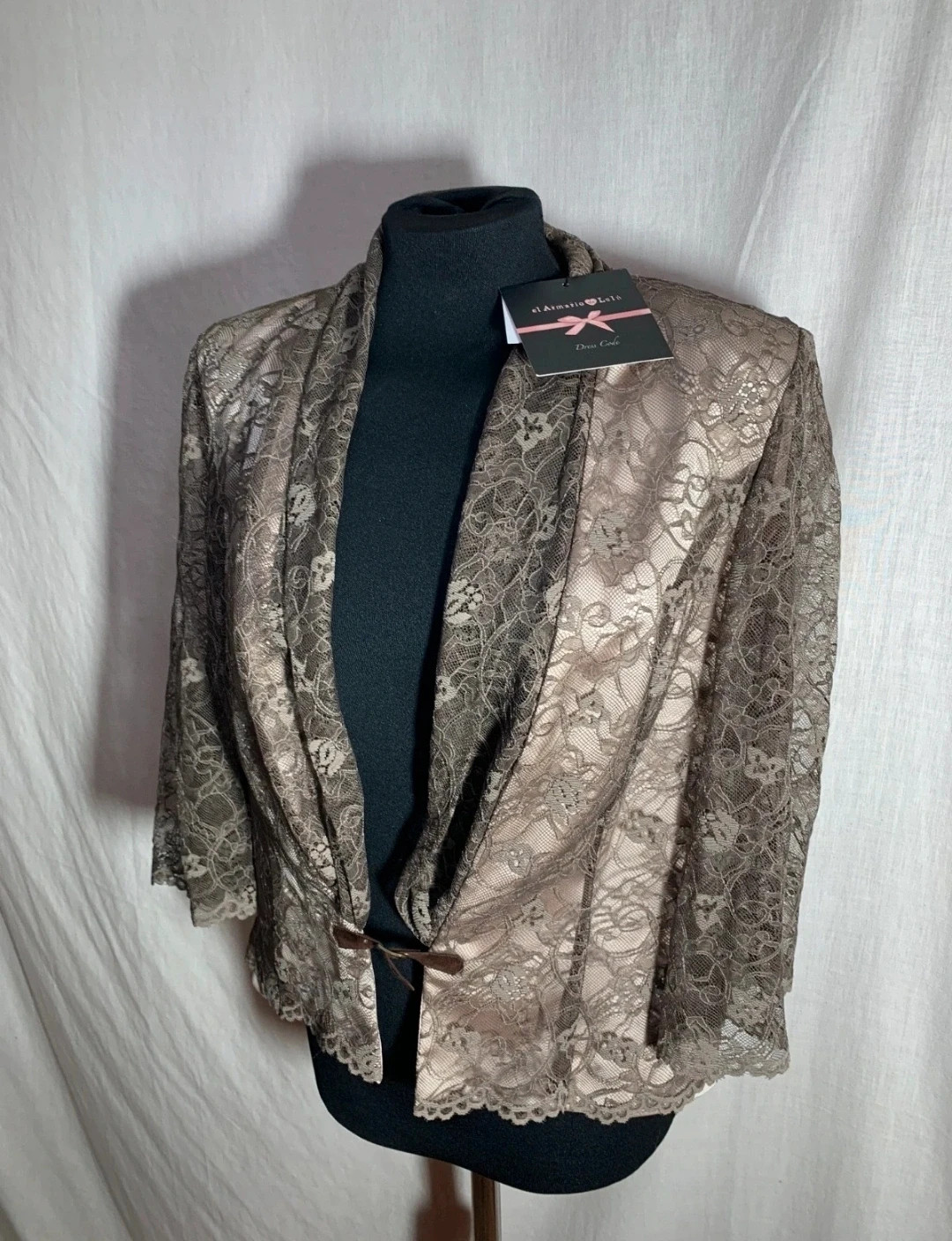 Blazer con Estampado Floral Bordado | Embroidered Floral Print Blazer – el Armario de Lulú – taille L / 40 / 12 4