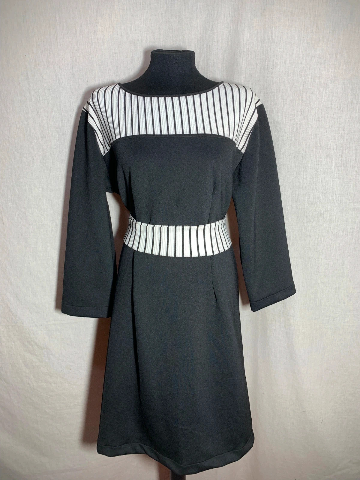 Vestido Negro y Blanco de Fiesta con Cinturón | Black and White Party Dress with Belt | Almatrichi – Almatrichi – taille 4XL / 48 / 20 3