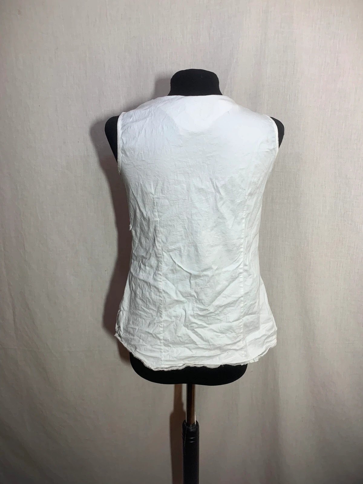 Blusa Sin Mangas Blanca y Marrón |White and Brown Sleeveless Blouse – Almatrichi – taille XXL / 44 / 16 3