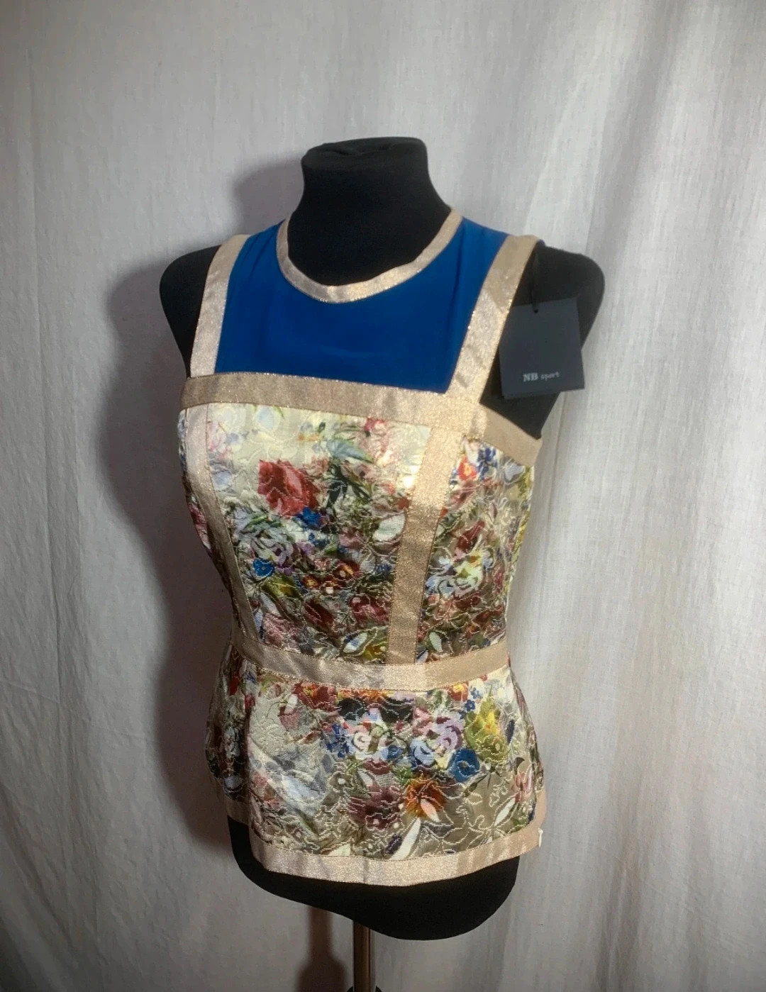 Blusa Ceremonia Azul y Dorada con Estampado Floral | Blue Gold Ceremony Blouse with Floral Print – Fiesta – taille M / 38 / 10 5