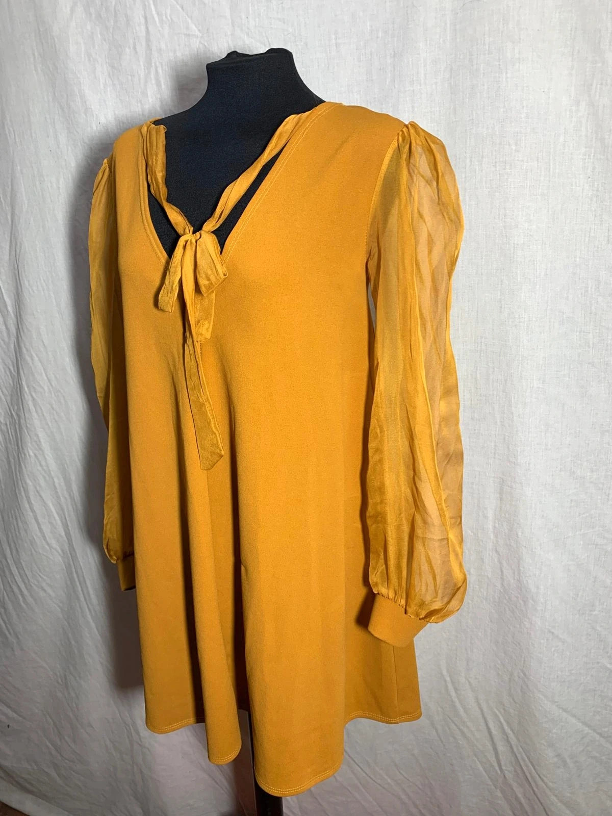 Blusa larga mostaza con mangas semitransparentes | Mustard yellow long blouse with sheer sleeves – Vintage Dressing – taille Taille unique 5