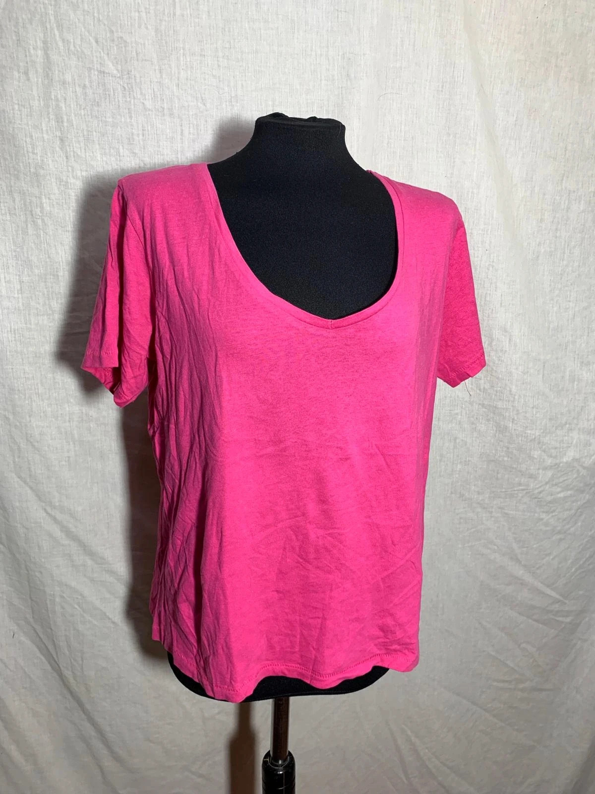 Camiseta rosa cuello pico | Pink v-neck t-shirt | Encuentro – Encuentro – taille M / 38 / 10 4