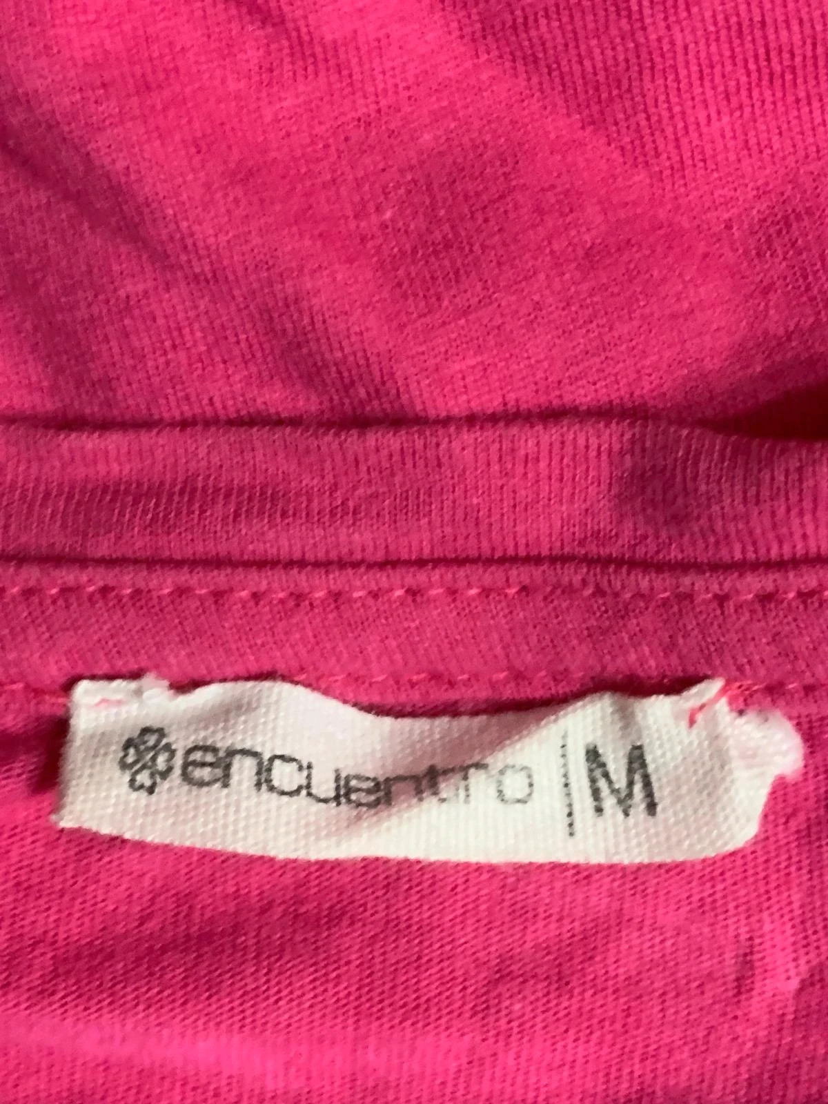 Camiseta rosa cuello pico | Pink v-neck t-shirt | Encuentro – Encuentro – taille M / 38 / 10 5