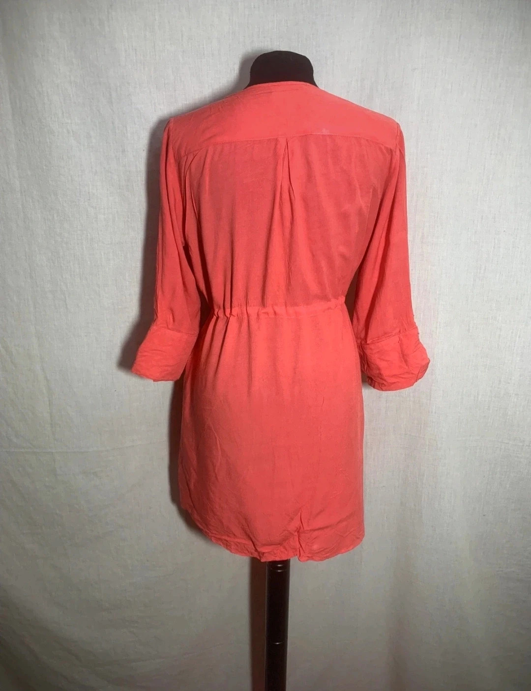 Vestido Coral con Cierre de Botones Estilo Camisa | Coral Shirt Dress with Button Closure – Riverside – taille M / 38 / 10 3