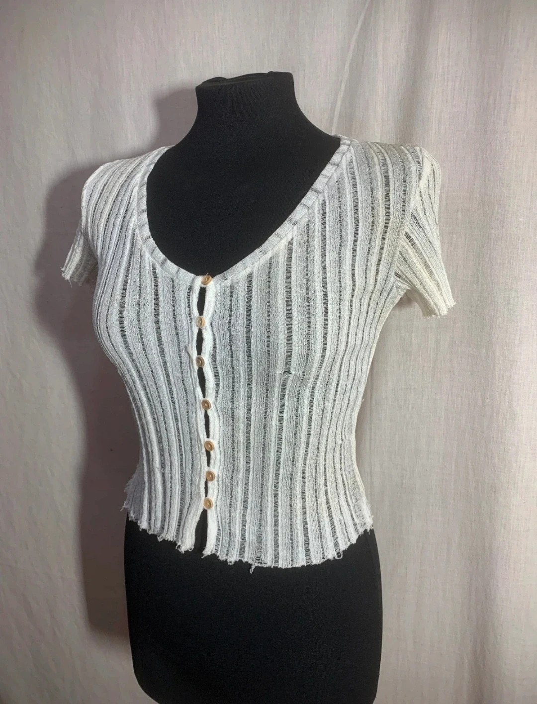 Blusa Crop-Top Blanca con Cierre de Botones | White Button-Up Crop Top Blouse | Bershka – Bershka – taille S / 36 / 8 2