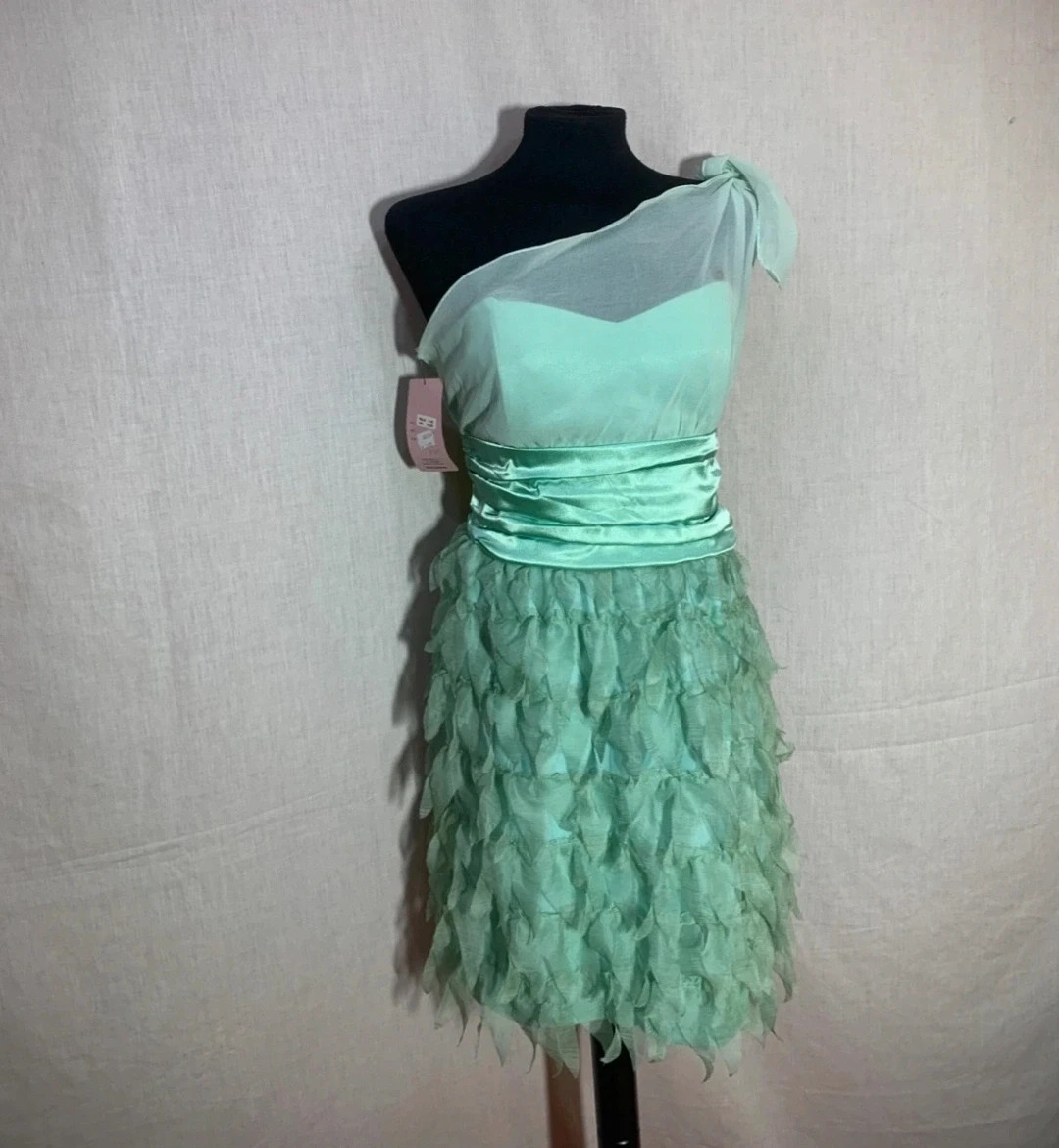 Vestido fiesta escote corazón y volantes falda | Party Dress with Sweetheart Neckline Ruffled Skirt – Savuka – taille M / 38 / 10 3