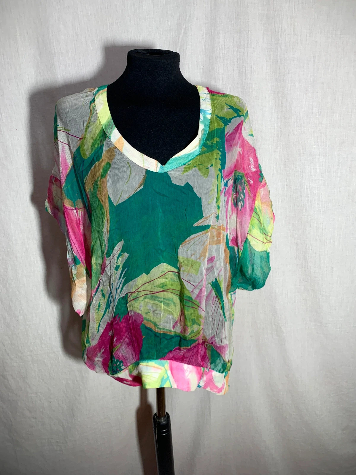 Blusa con Estampado Floral de Tejido Vaporoso | Floral Print Blouse in Lightweight Fabric – Zara – taille L / 40 / 12 4