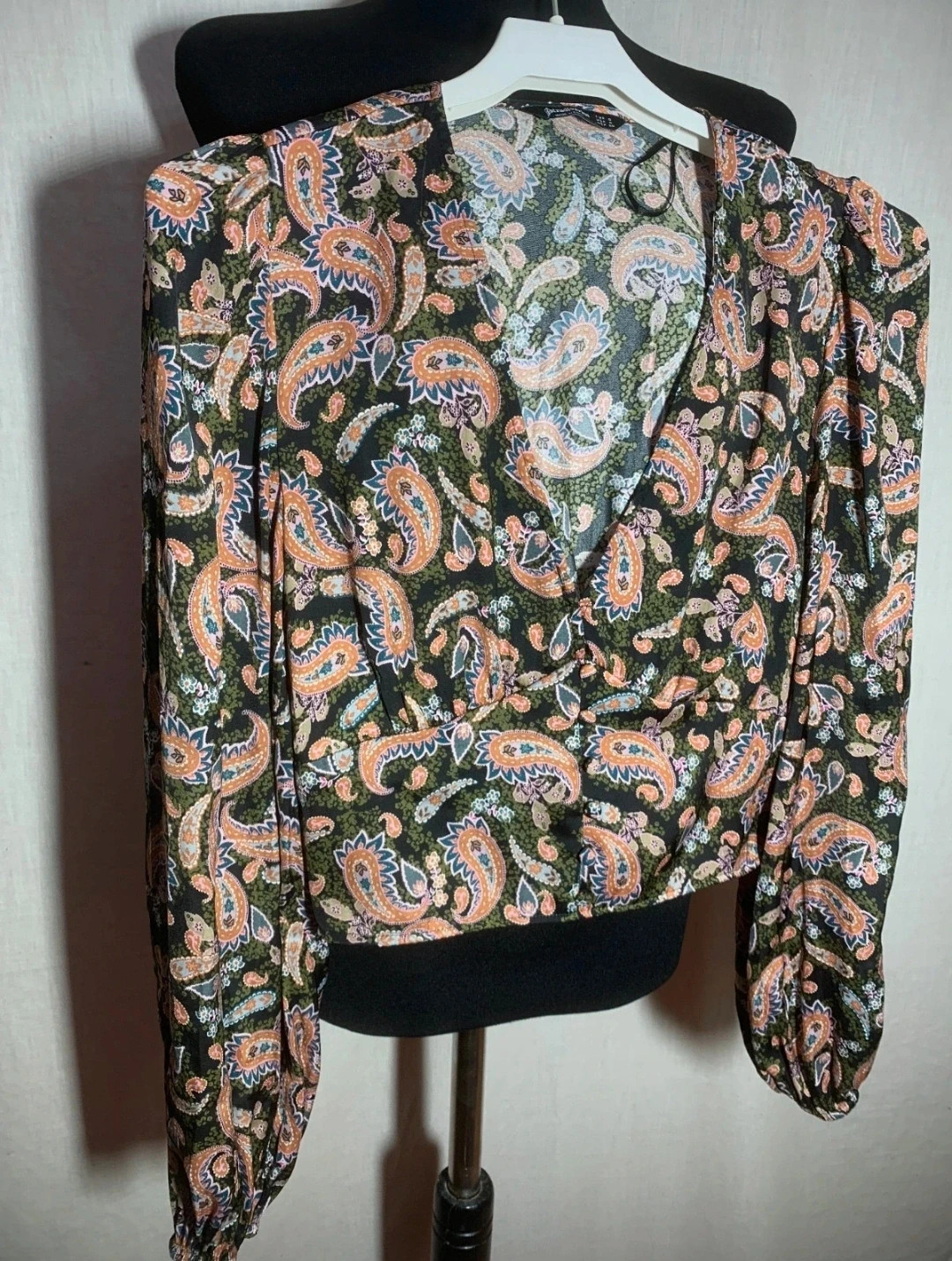 Blusa Cropped Estampada y Escotada | Printed Low-Cut Cropped Blouse | Stradivarius – Stradivarius – taille S / 36 / 8 4