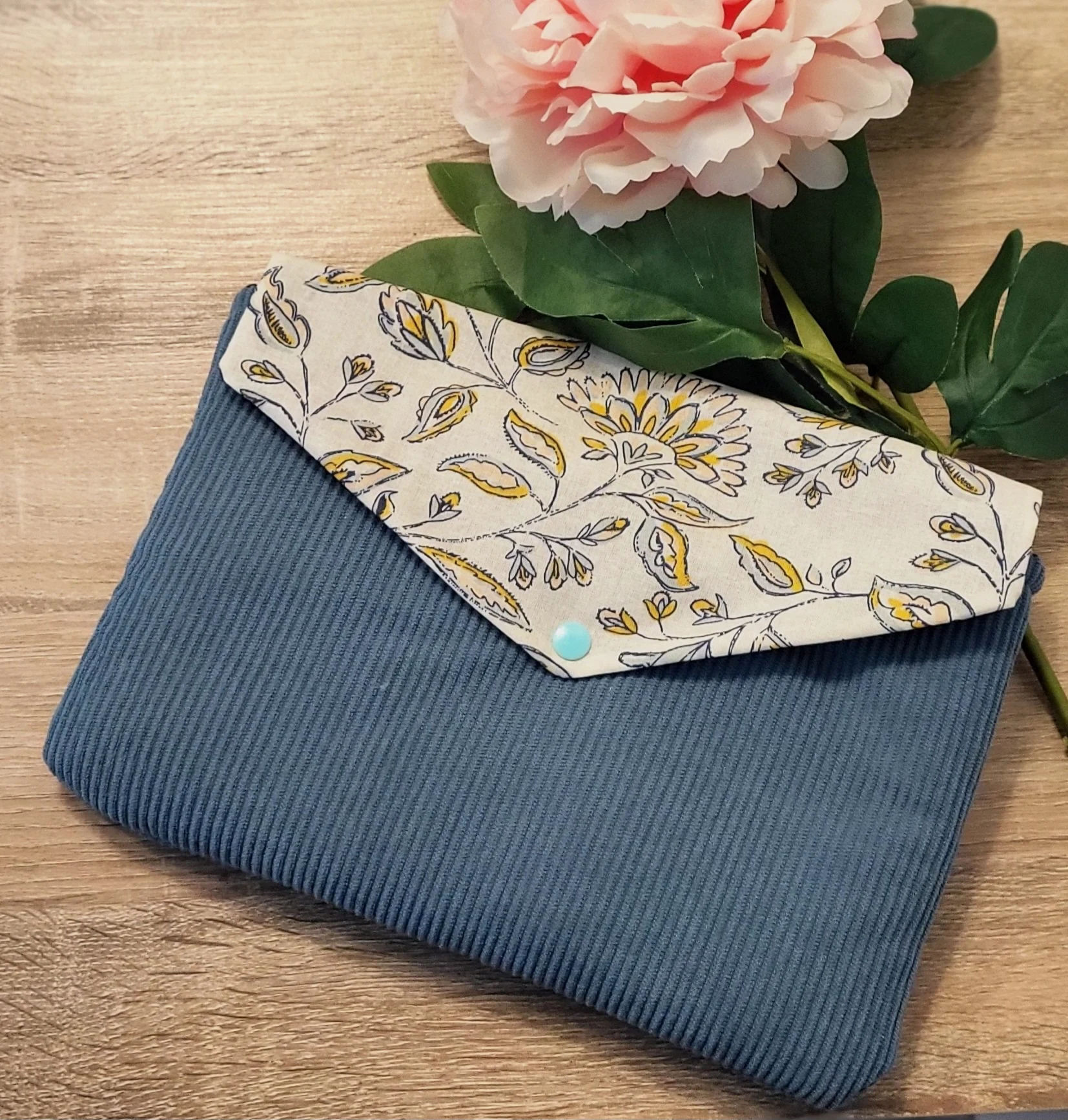 Pochette à livre rabat